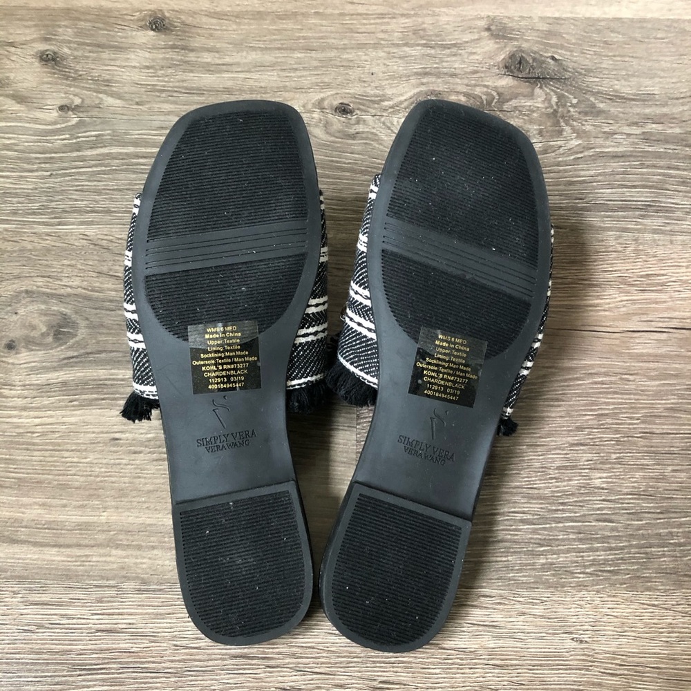 New Simply Vera Vera Wang Women’s Sandals. - Picture 4 of 6